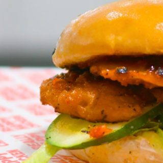 OK. STOP WHAT YOURE DOING AND STARE AT THIS IMAGE. 

What do you spy that’s a little bit new. 

We’ll be launching this beauty soon. FREE BURGER on launch day for anyone that guesses correctly what this burger is about. 

HINT: It’s grilled not fried and @nandosuk won’t be happy 👀 

.

#vegan #brightonvegan #brighton #brightonandhove #hove #brightonlife #brighton_ig #thisisbrighton #veganbrighton #veganuk #brightonuk #brightonupdaily  #veganuk  #brightonfood #brightonfoodie #supportindependent #veganchicken #veganfriedchicken #veganjunkfood #veganfoodporn #meatfree #vegancommunity #veganaf #whatveganseat  #veganlife #veganlondon #veganfoodie #londonvegans #londonvegan